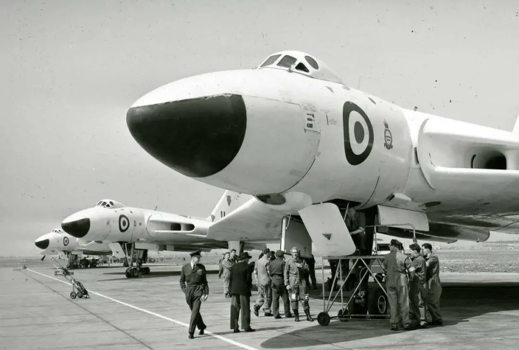 1960 - Delivery and early life at RAF Waddington
